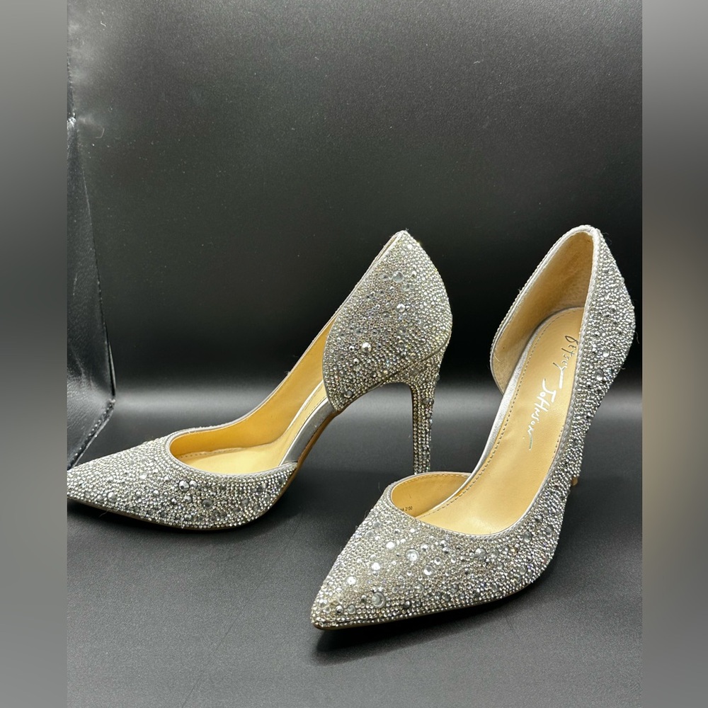 Betsey Johnson Hazil high heels in Silver and Crystal Embellishments 🎉HP🎉 - Picture 4 of 7